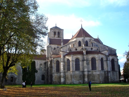 L'auberge de la tuilerie The Vézelay basilica